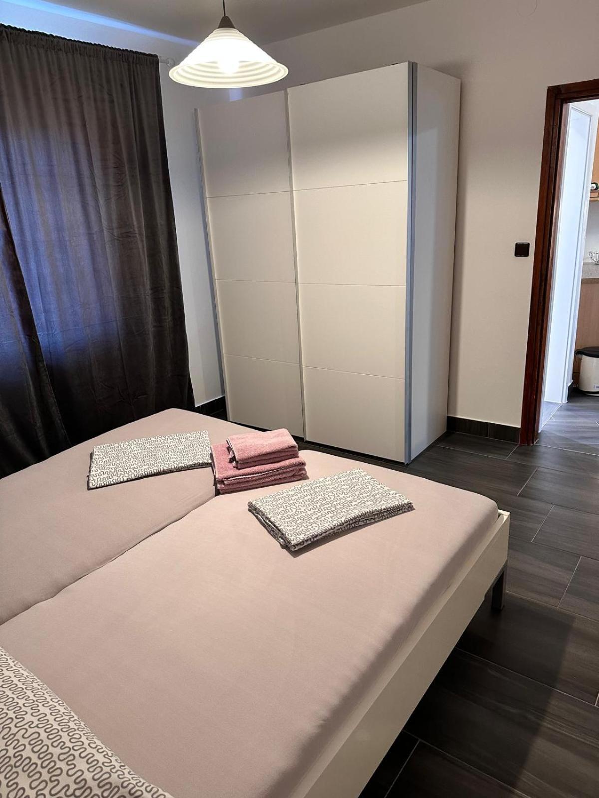 Salatić Apartman Nikola מראה חיצוני תמונה